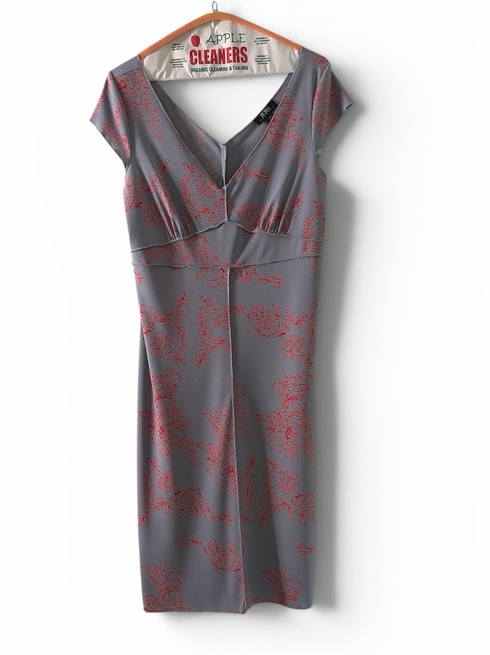 BCBG EUC blue and coral Midi. Raised seaming, side slits, easy to wear